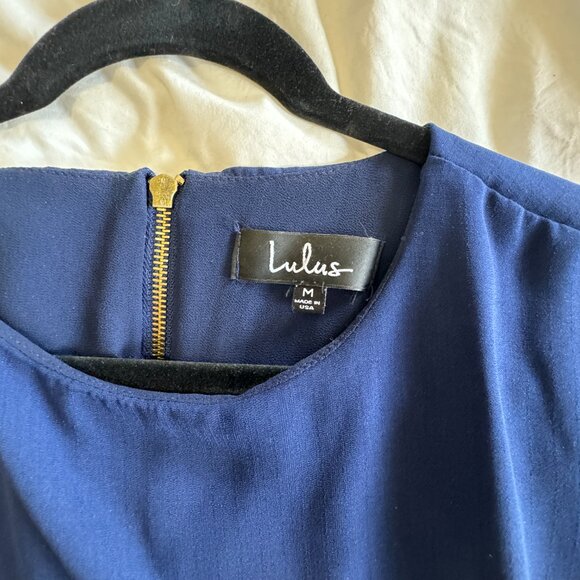 Lulu’s Shift and Shout Dress Women’s Size XS Short Sleeve Exposed Back Zip Mini - Picture 2 of 4